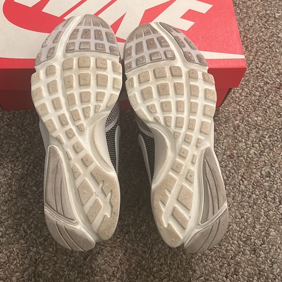 NIKE PRESTO FLY SE - Picture 5 of 7